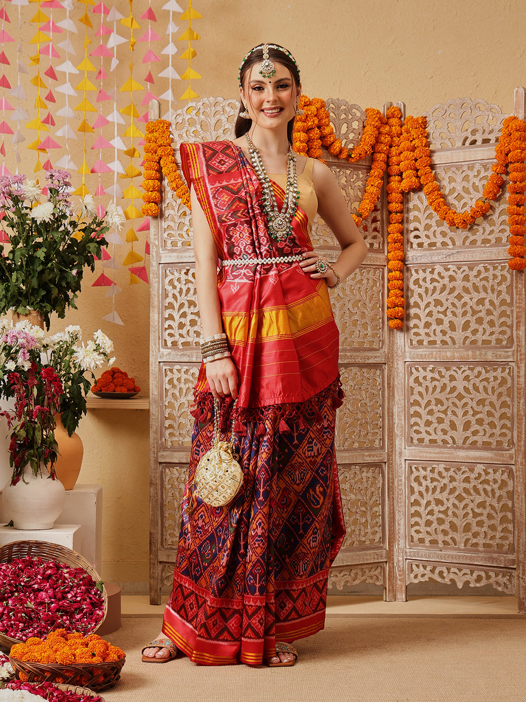 Double Ikkat Patola Printed Saree with Weaving Border & Pallu