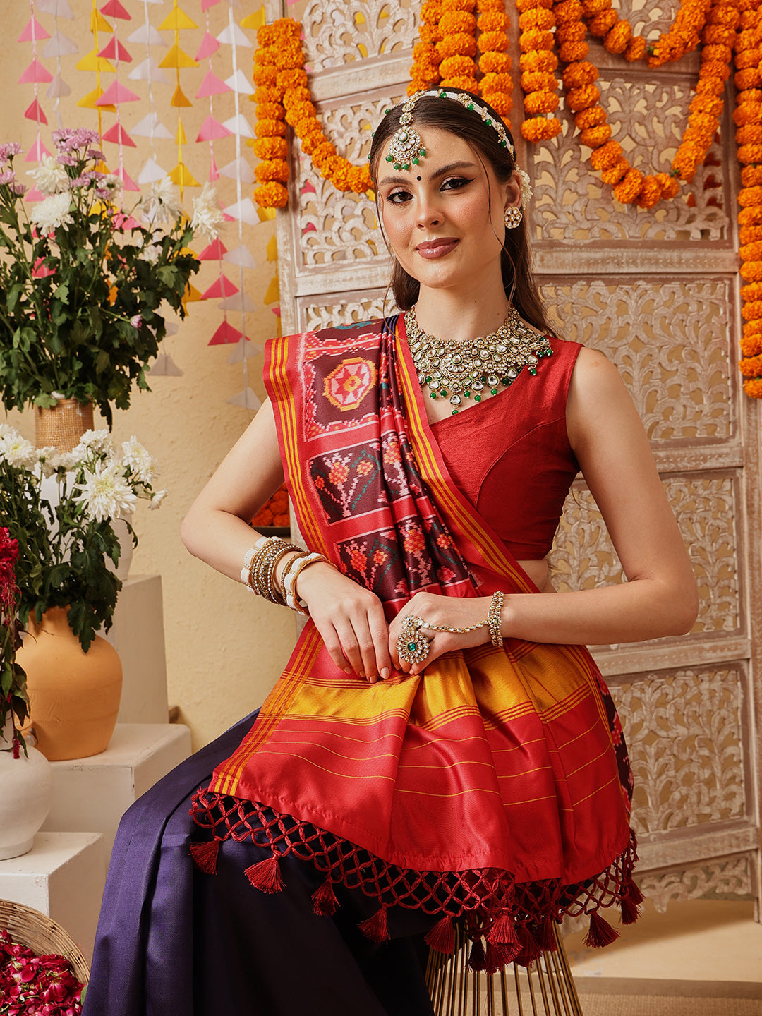 Gala Concept Patola Printed Saree with Weaving Border & Pallu