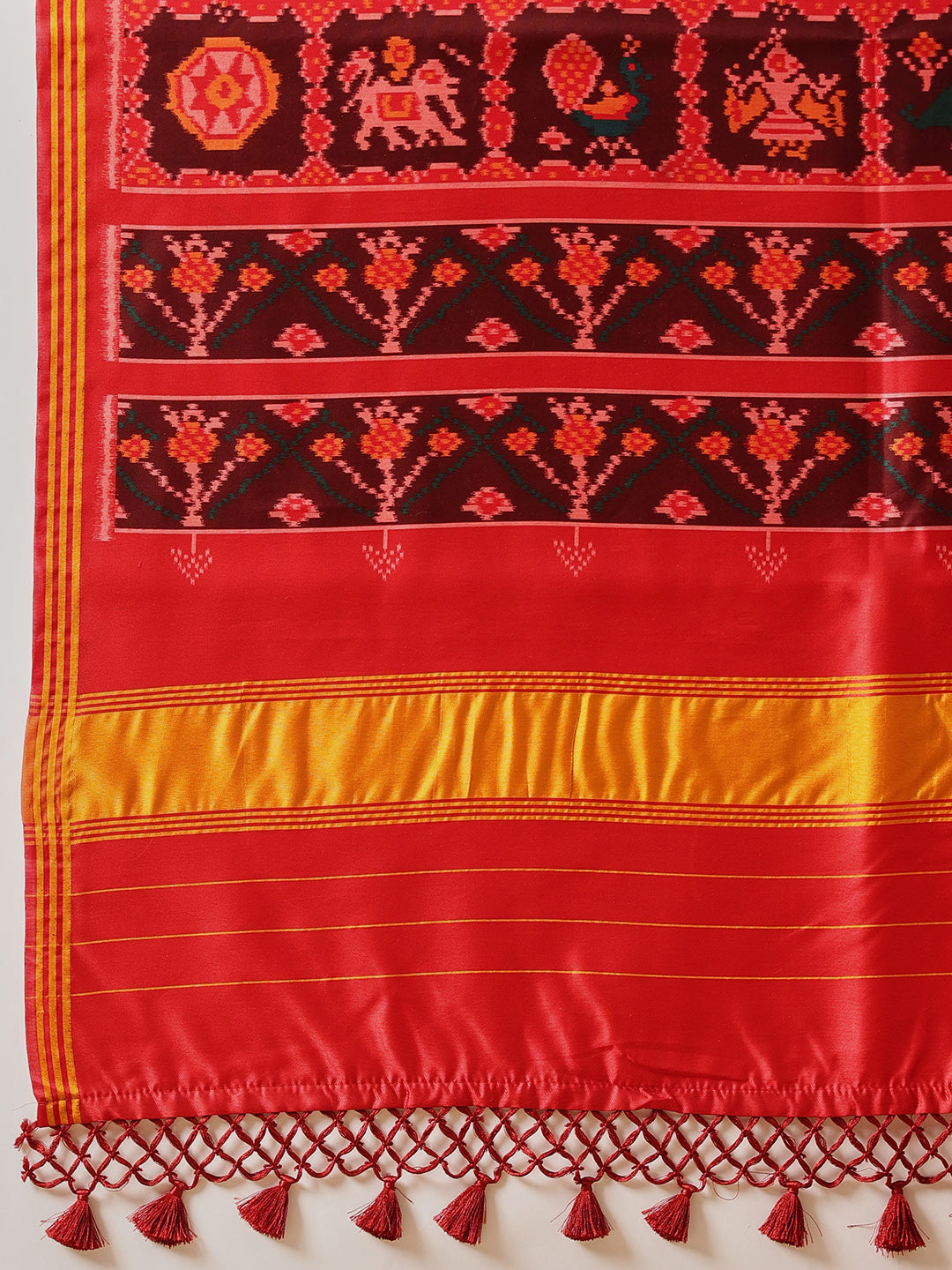 Gala Concept Patola Printed Saree with Weaving Border & Pallu