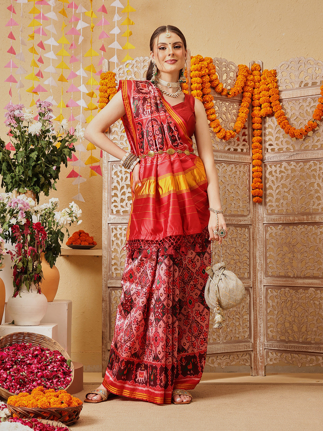 Double Ikkat Patola Printed Saree with Weaving Border & Pallu