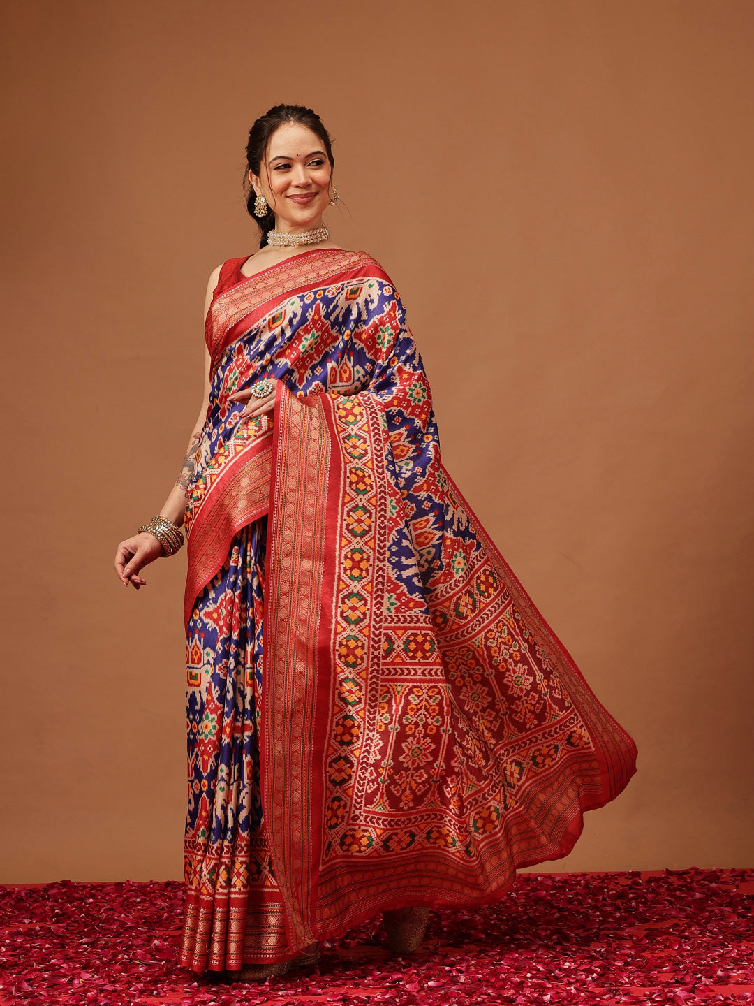 Soft Tusser Silk With Viscous Jacquard Border Patola Sarees