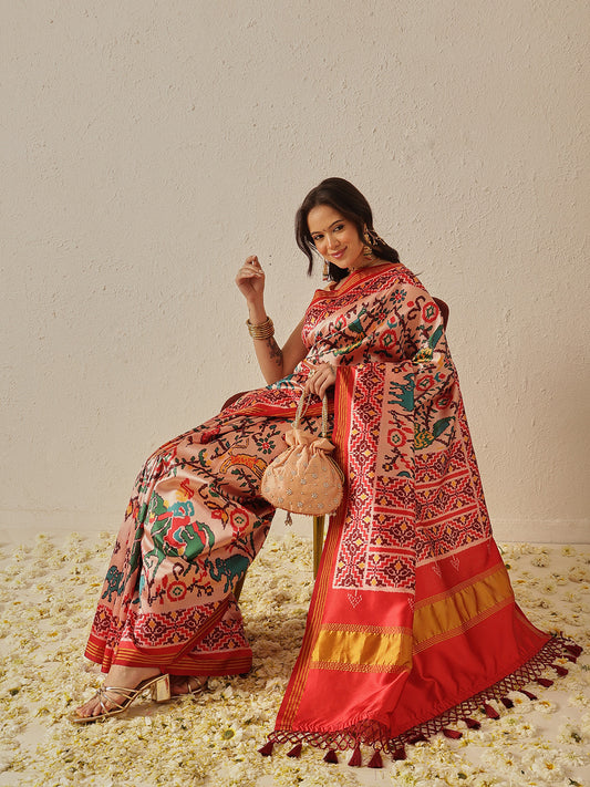 Women's Patola Twill Silk Saree With Lagdi Patta Pallu & Tassel