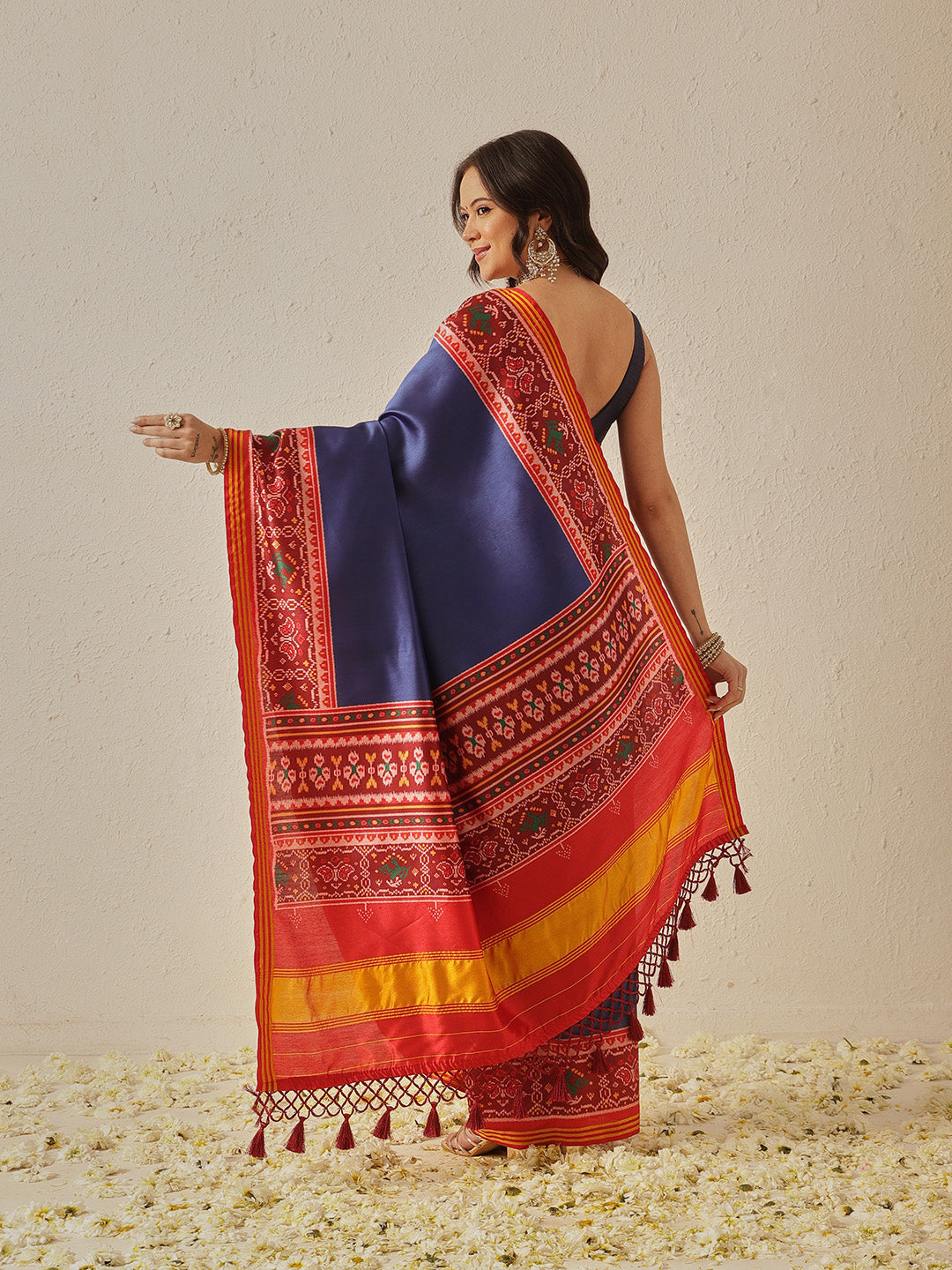 Festive Wear Gala Concept Patola Saree with Pallu & Tassels