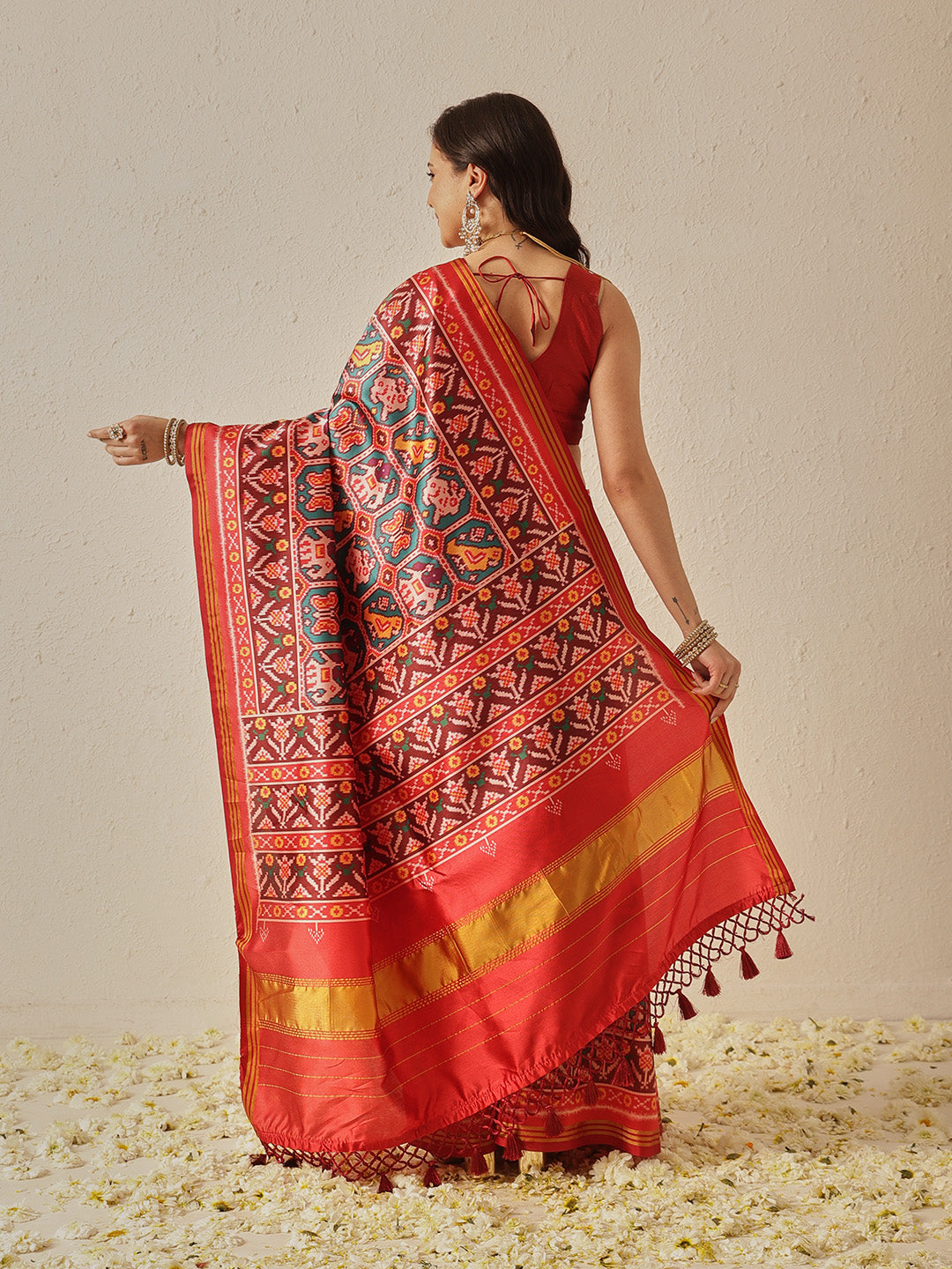 Double Ikkat Patola Printed Saree with Weaving Border & Pallu