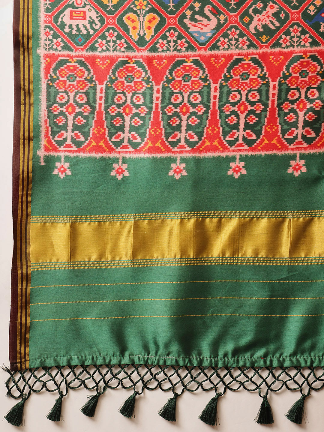 Double Ikkat Patola Printed Saree with Weaving Border & Pallu