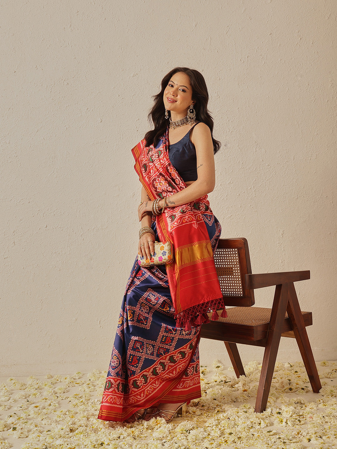 Double Ikkat Patola Printed Saree with Weaving Border & Pallu