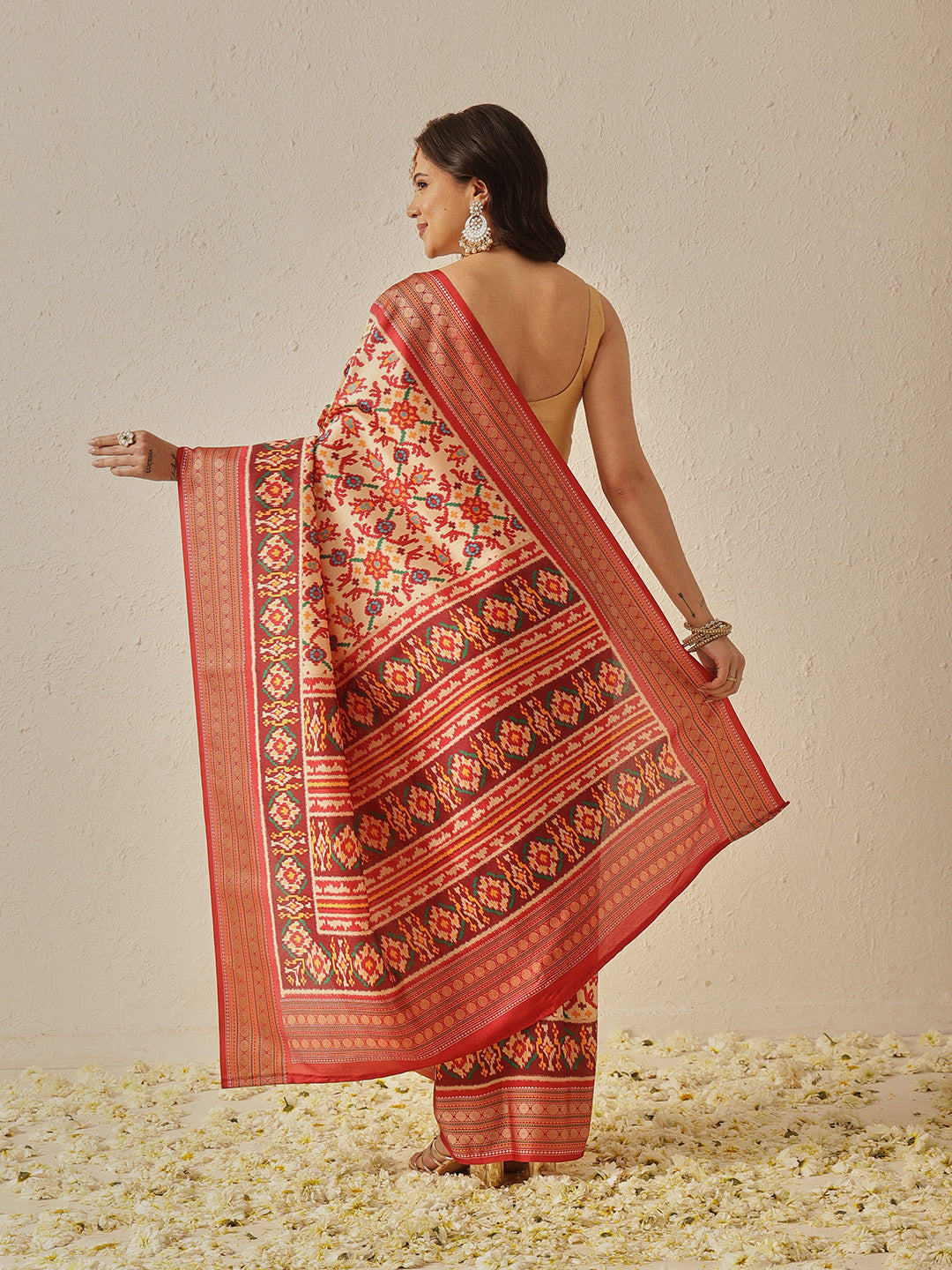 Soft Tusser Silk With Viscous Jacquard Border Patola Sarees