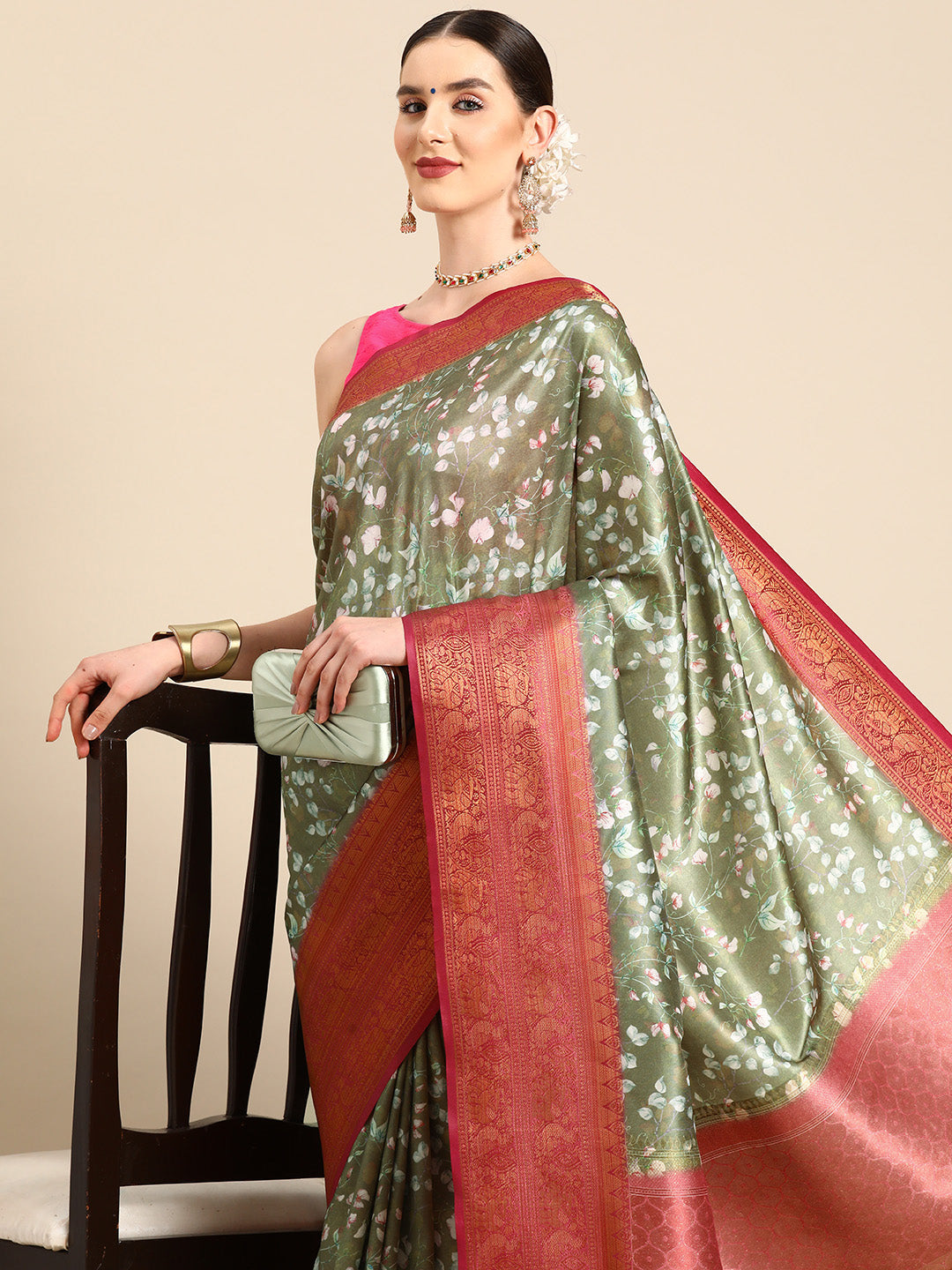 Women Art Silk Digital Print Saree