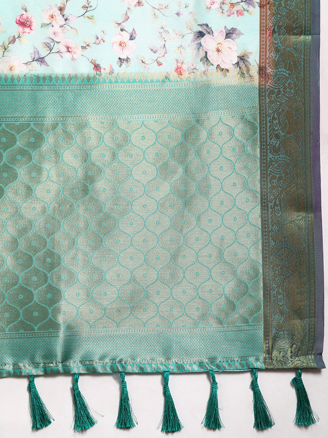 Women Art Silk Digital Print Saree