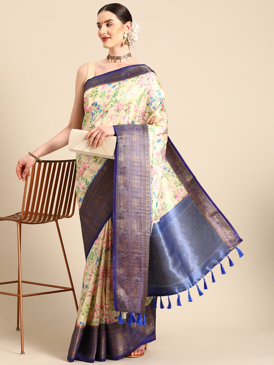 Women Art Silk Digital Print Saree