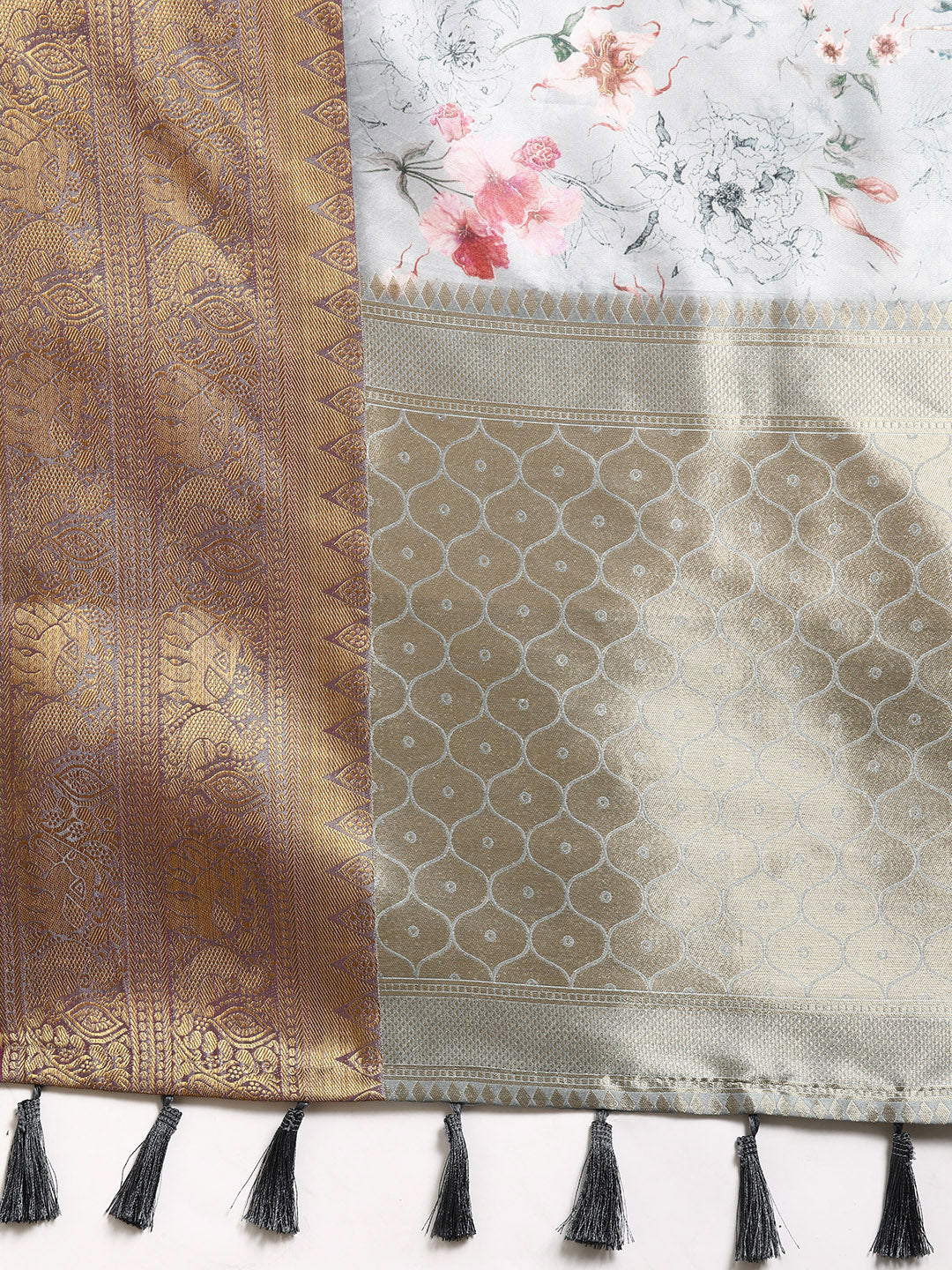 Women Art Silk Digital Print Saree