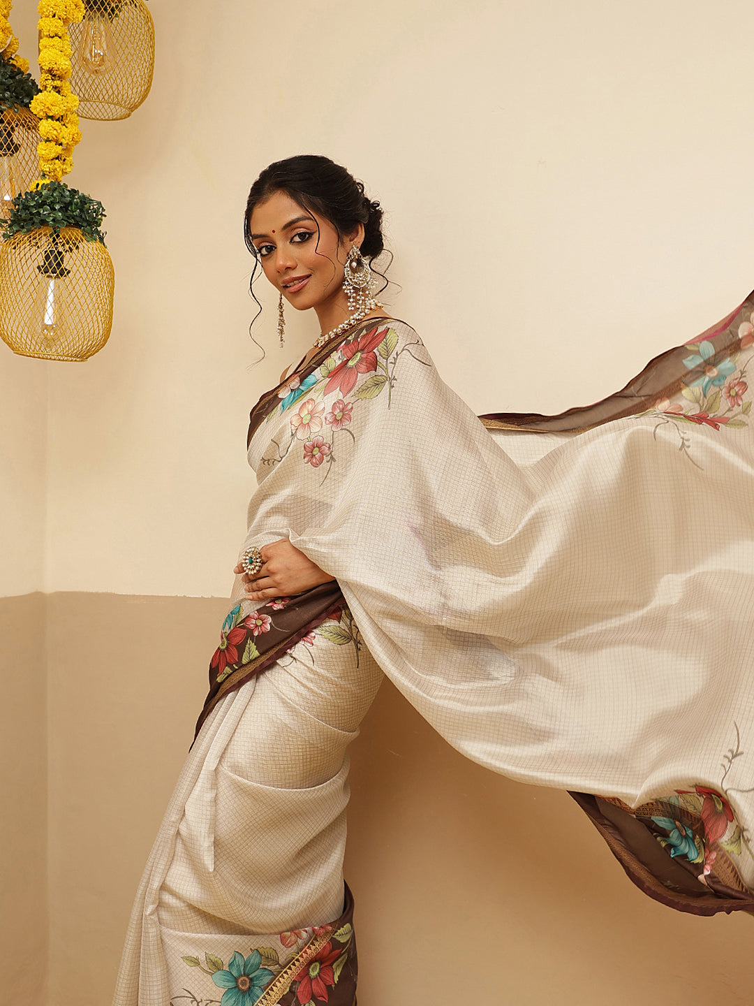 Women's Soft Muga Silk Solid Saree With Printed Border & Unstitched Blouse Piece