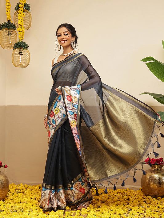 Women's Soft Muga Silk Solid Saree With Printed Border & Unstitched Blouse Piece