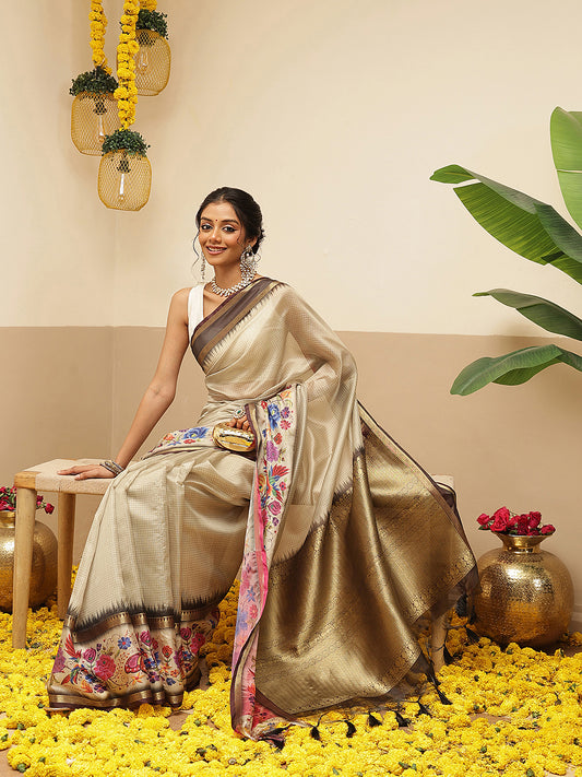 Women's Soft Muga Silk Solid Saree With Printed Border & Unstitched Blouse Piece