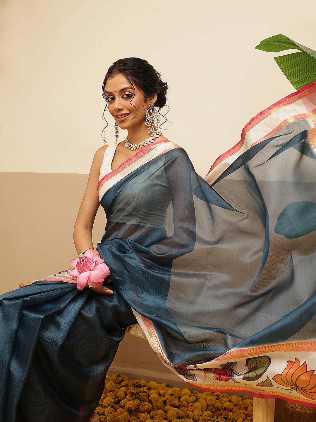 Women's Soft Muga Silk Solid Saree With Printed Border & Unstitched Blouse Piece