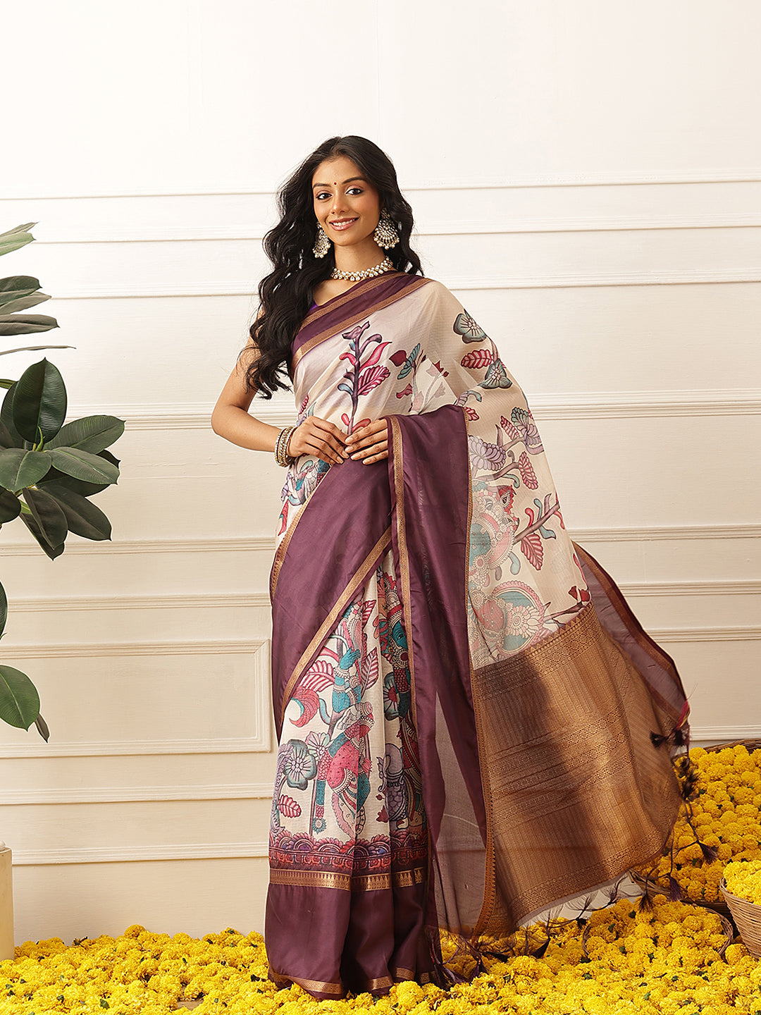 Women's Soft Muga Silk Solid Saree With Printed Border & Unstitched Blouse Piece