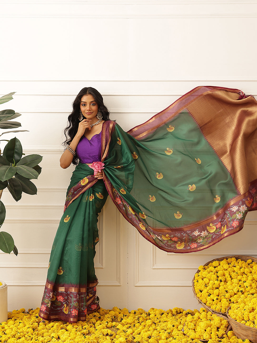 Women's Soft Muga Silk Solid Saree With Printed Border & Unstitched Blouse Piece