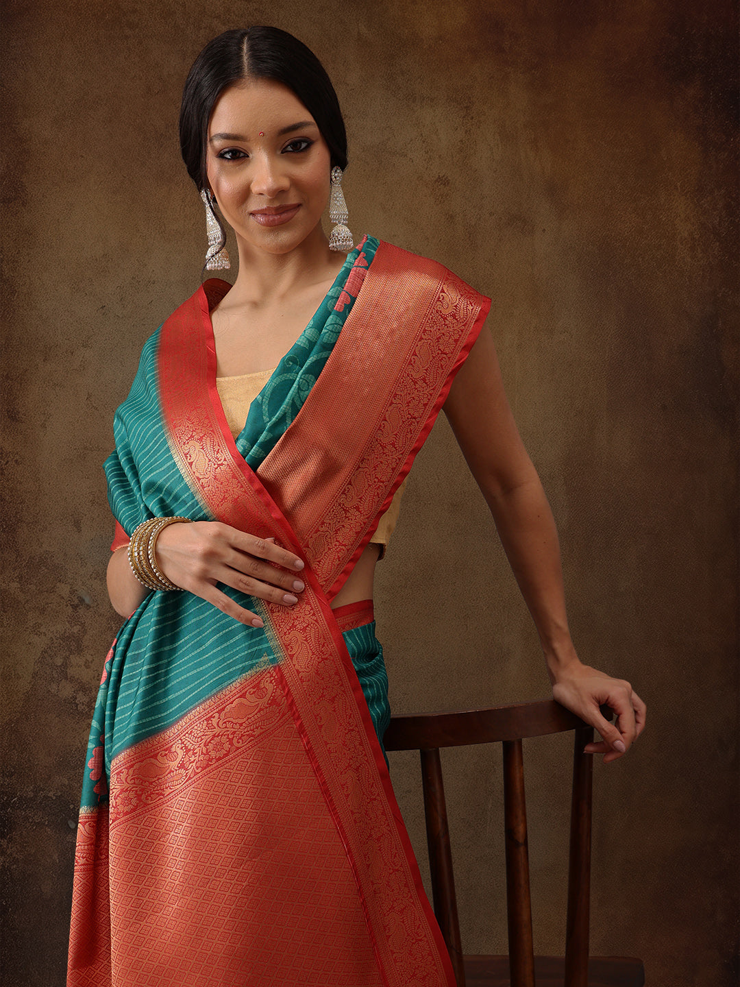 Kanjeevaram Pattu Zari Woven Border Floral Printed Saree