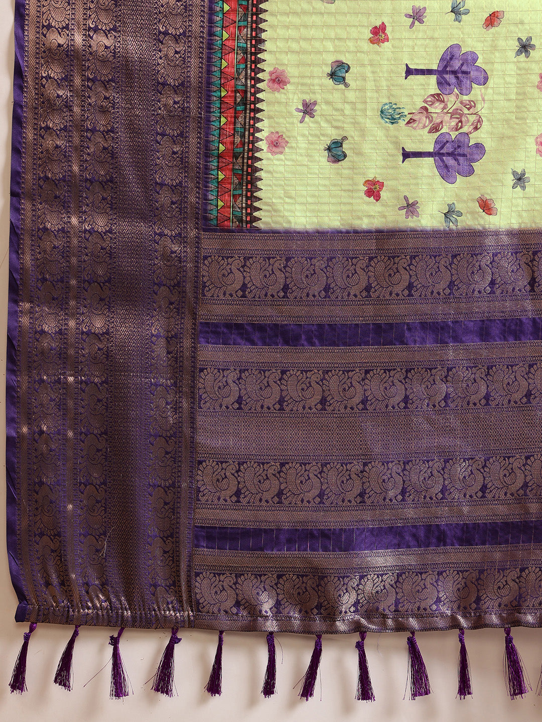 Kanjivaram Floral Printed Stunned Motifs Zari Woven Saree With Tassels