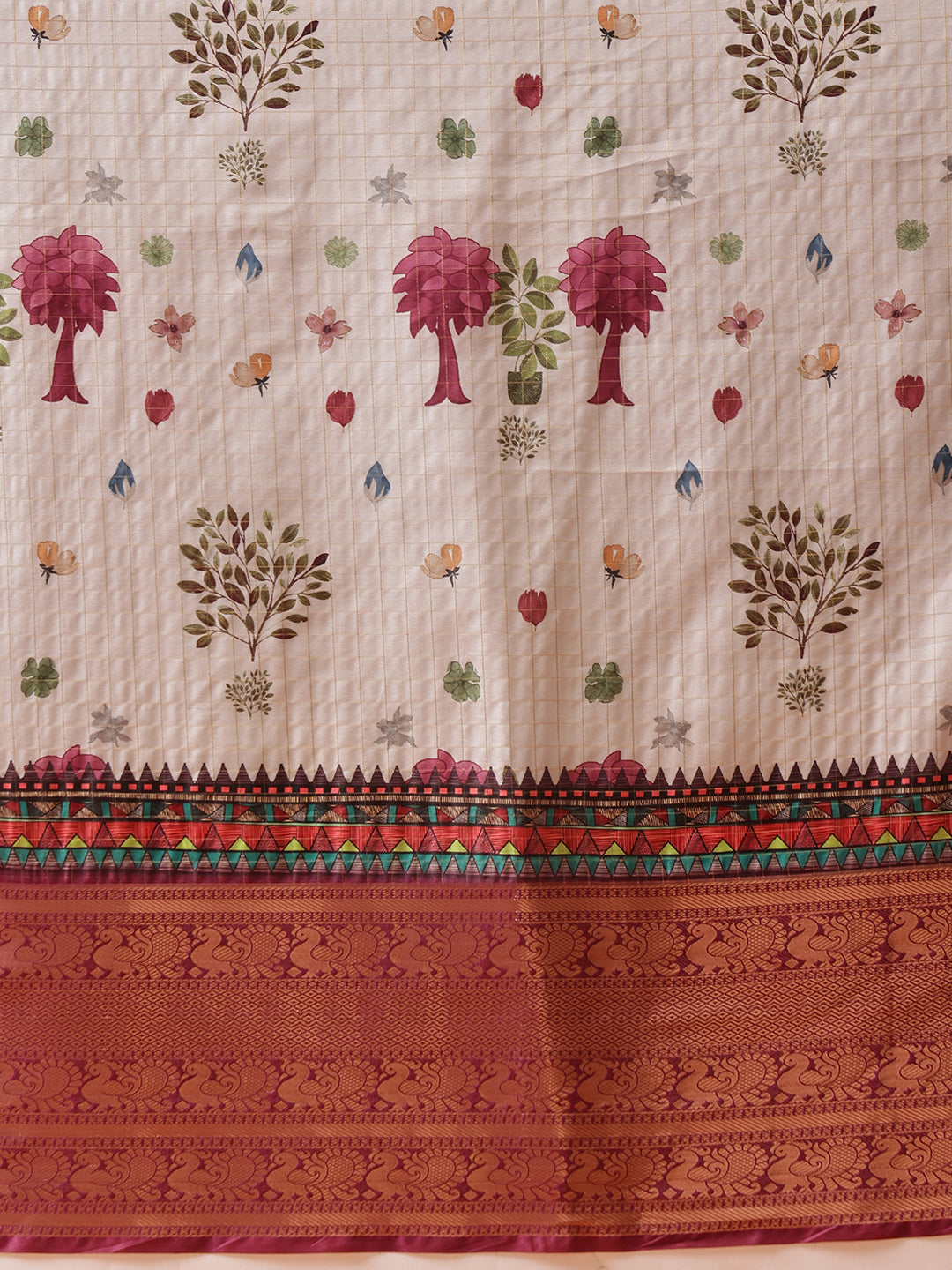 Kanjivaram Floral Printed Stunned Motifs Zari Woven Saree With Tassels