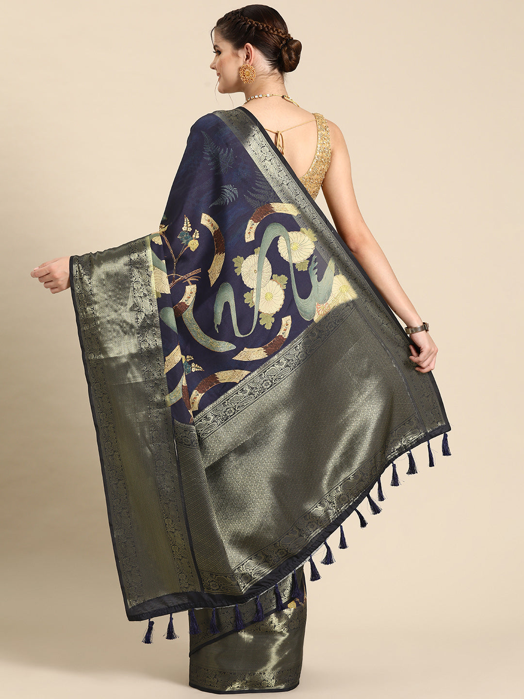 Kanchipuram Pattu Silk Floral Printed Zari Woven Border Saree