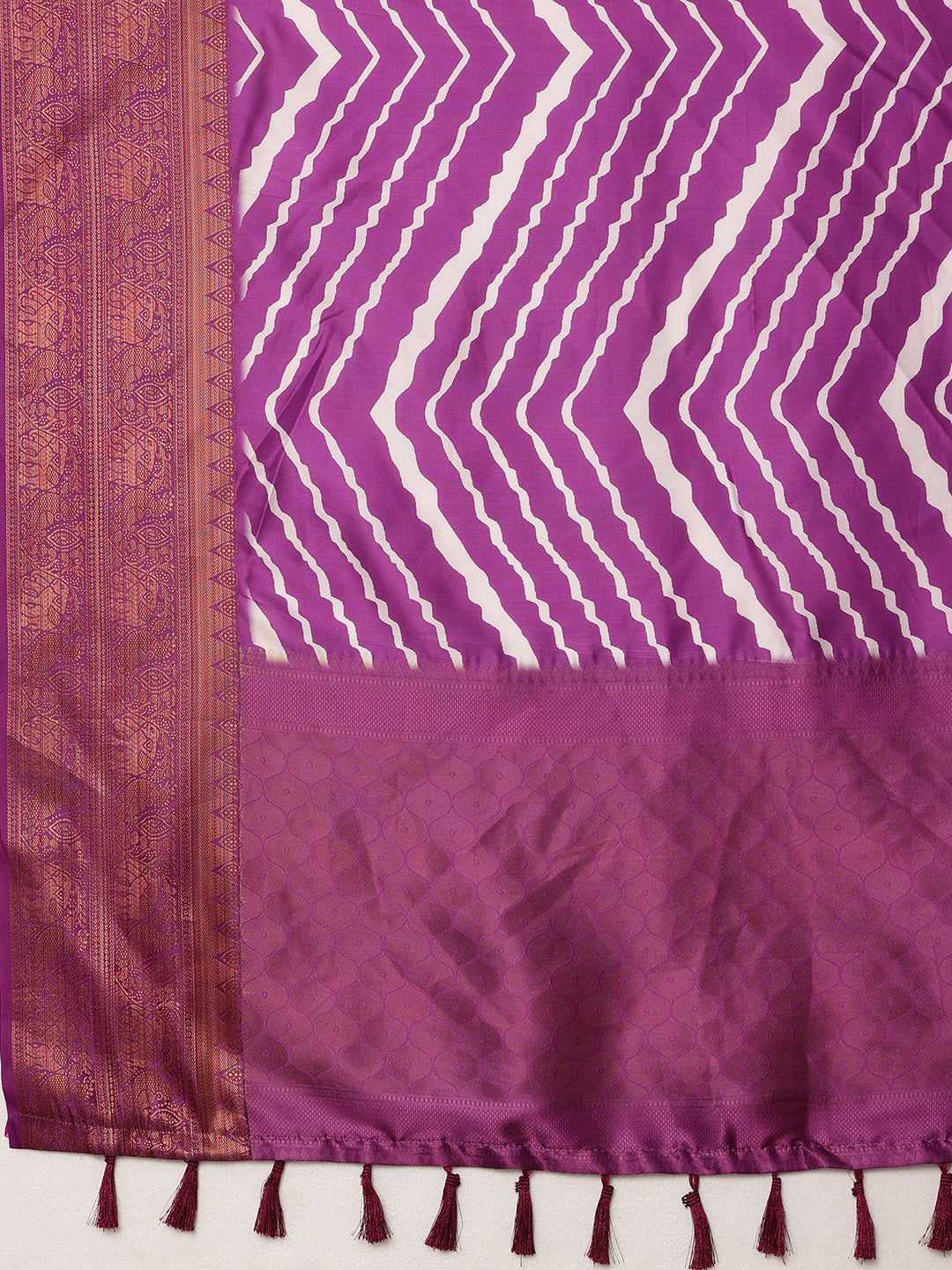 Soft Silk Lahriya Printed Saree with Zari Woven Pallu