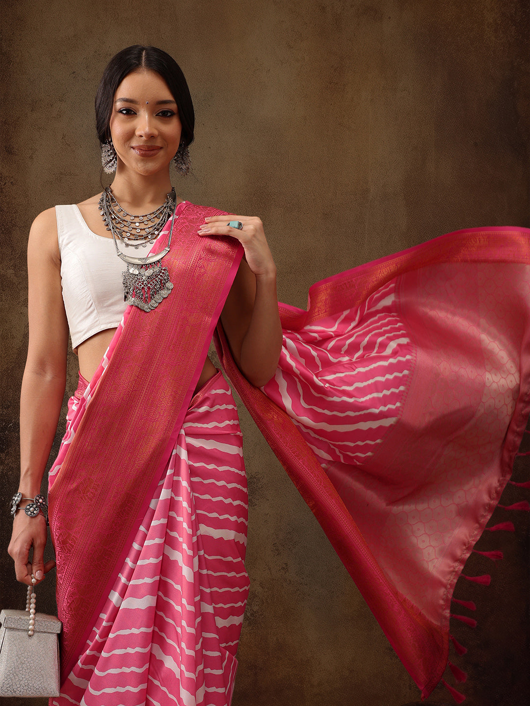 Soft Silk Lahriya Printed Saree with Zari Woven Pallu