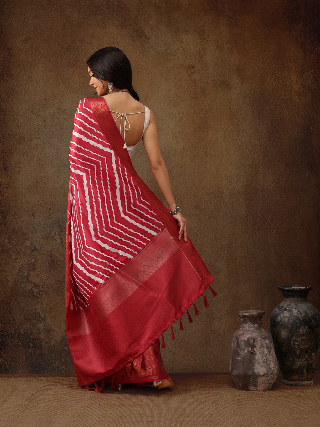 Soft Silk Lahriya Printed Saree with Zari Woven Pallu