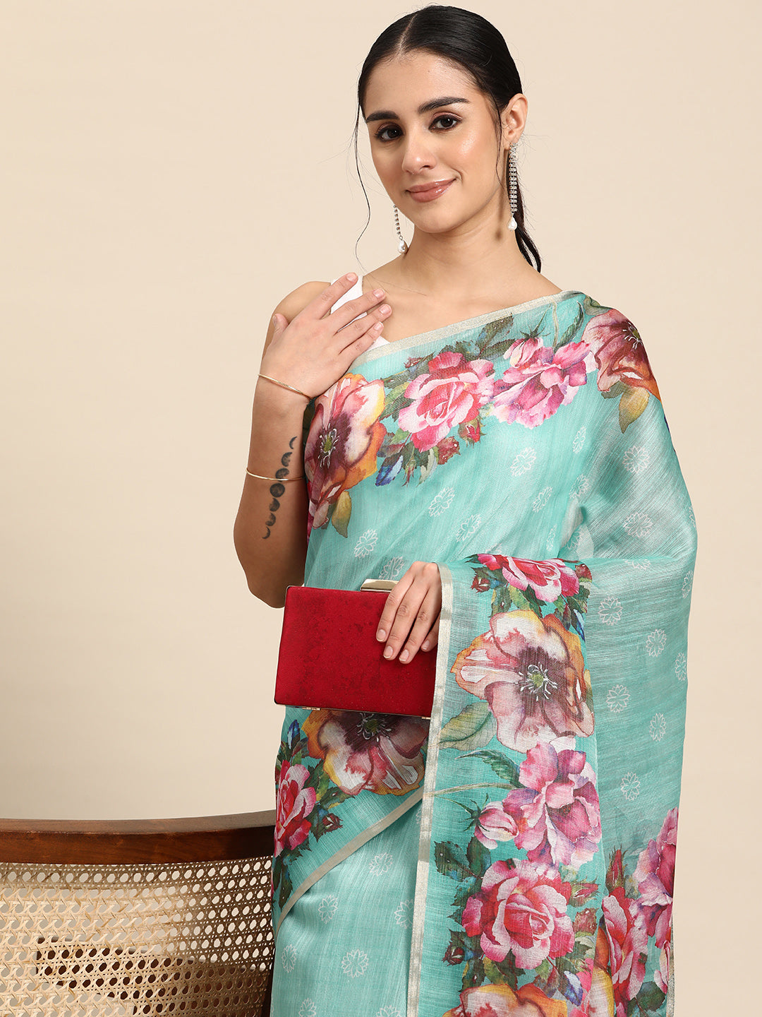 Women's Cotton Blend Floral Print Saree