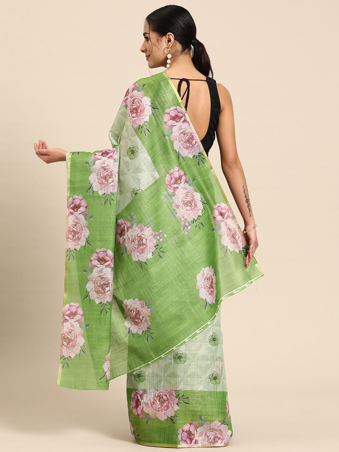 Women's Cotton Blend Floral Print Saree