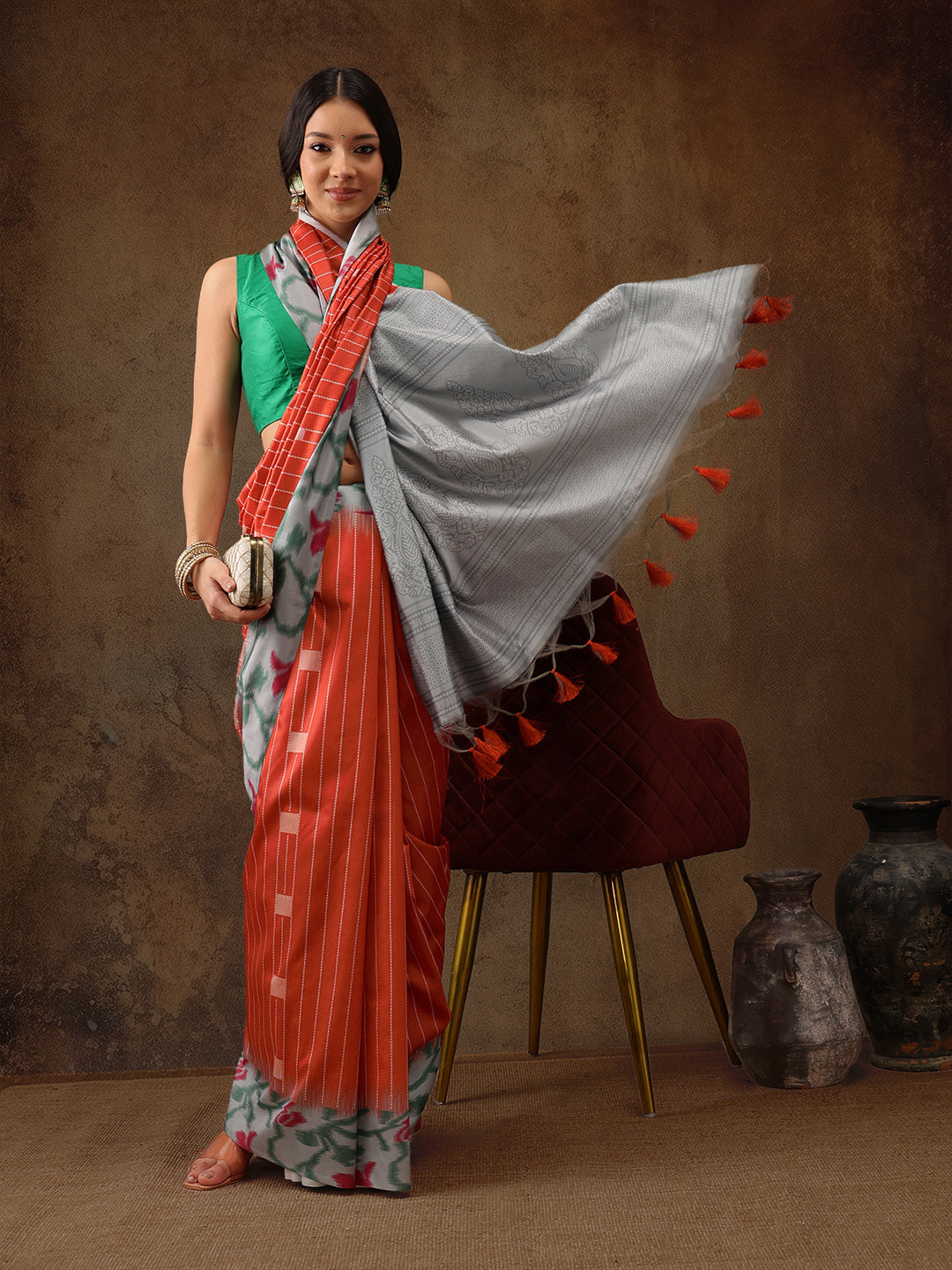 Women's Soft Silk Printed Saree With Tassels