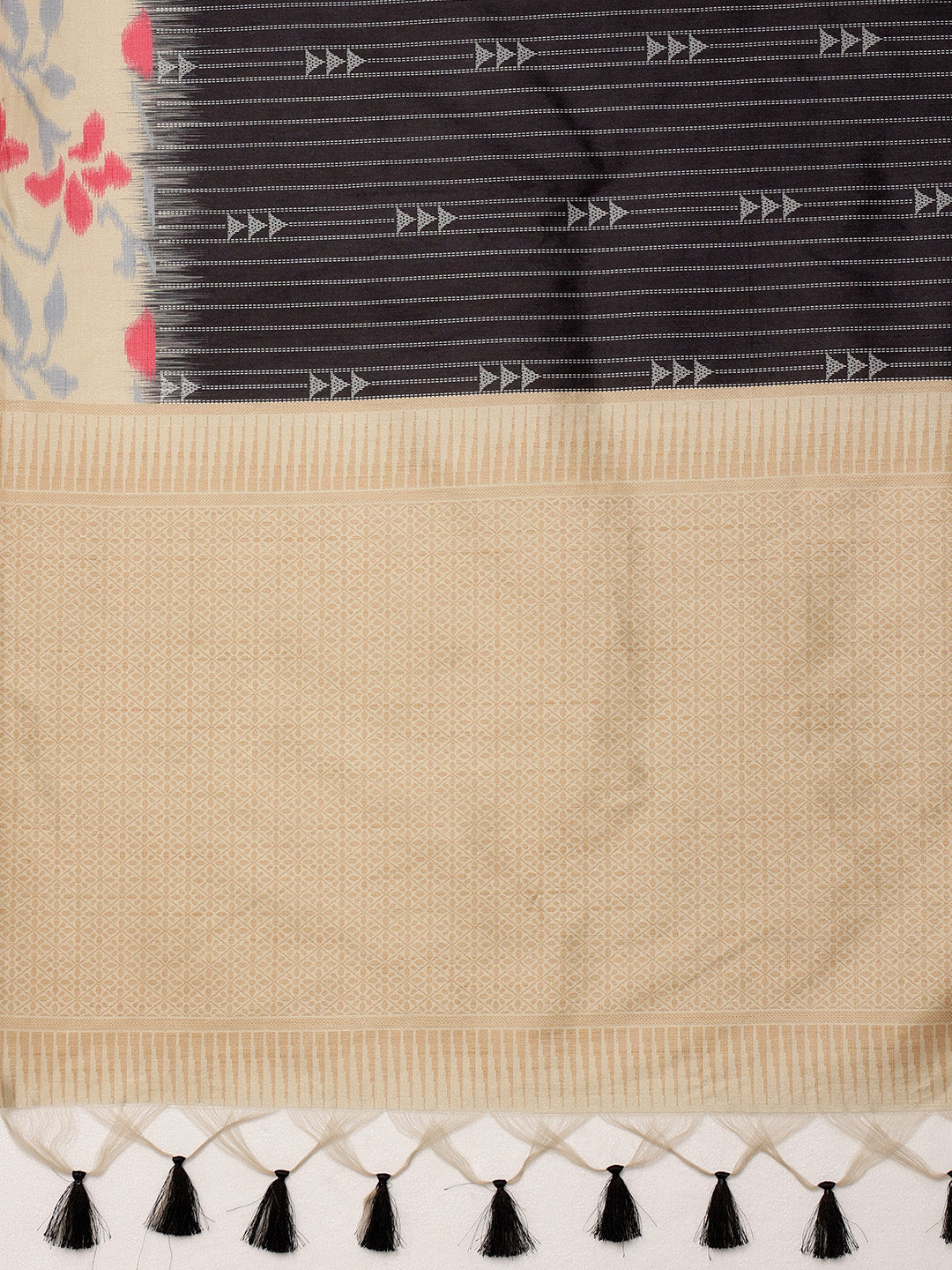 Women's Soft Silk Printed Saree With Tassels