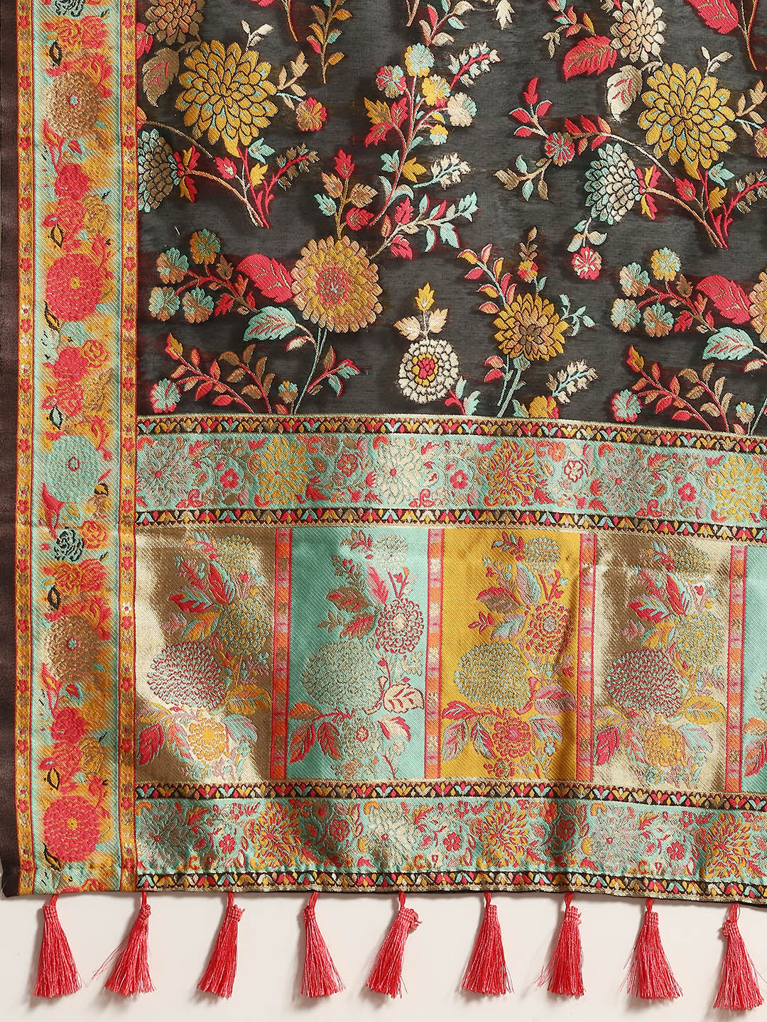 Woven Thread Cotton Saree With Unstitched Blouse Piece