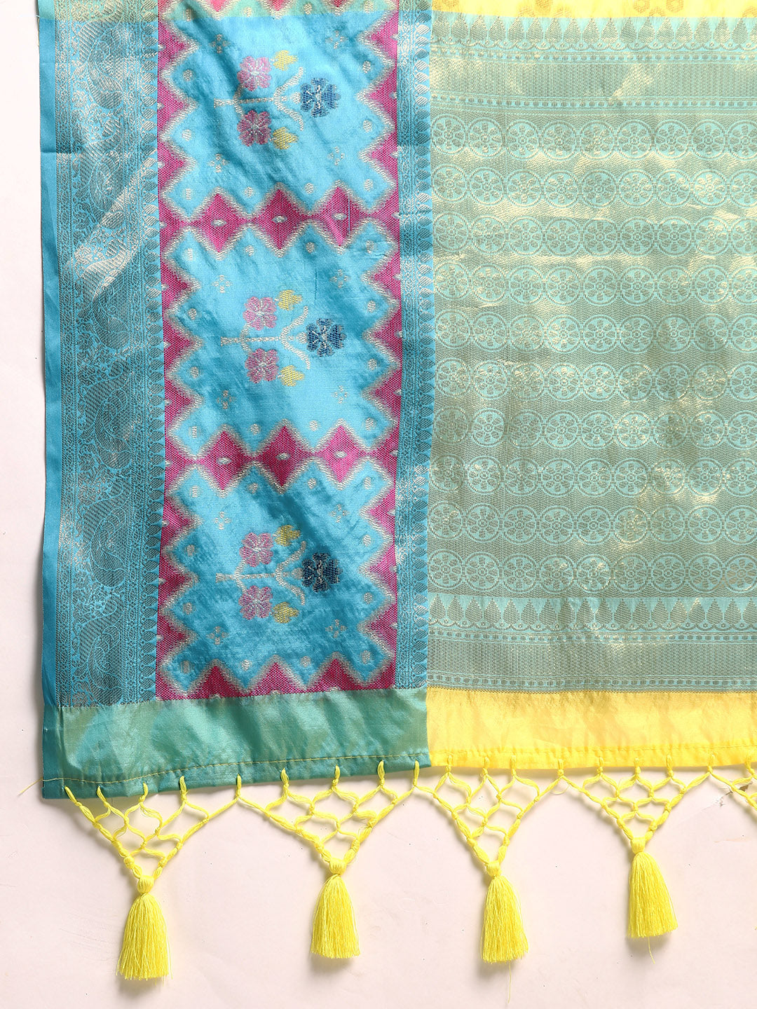 Women's Heavy Zari Silk Bollywood Style saree