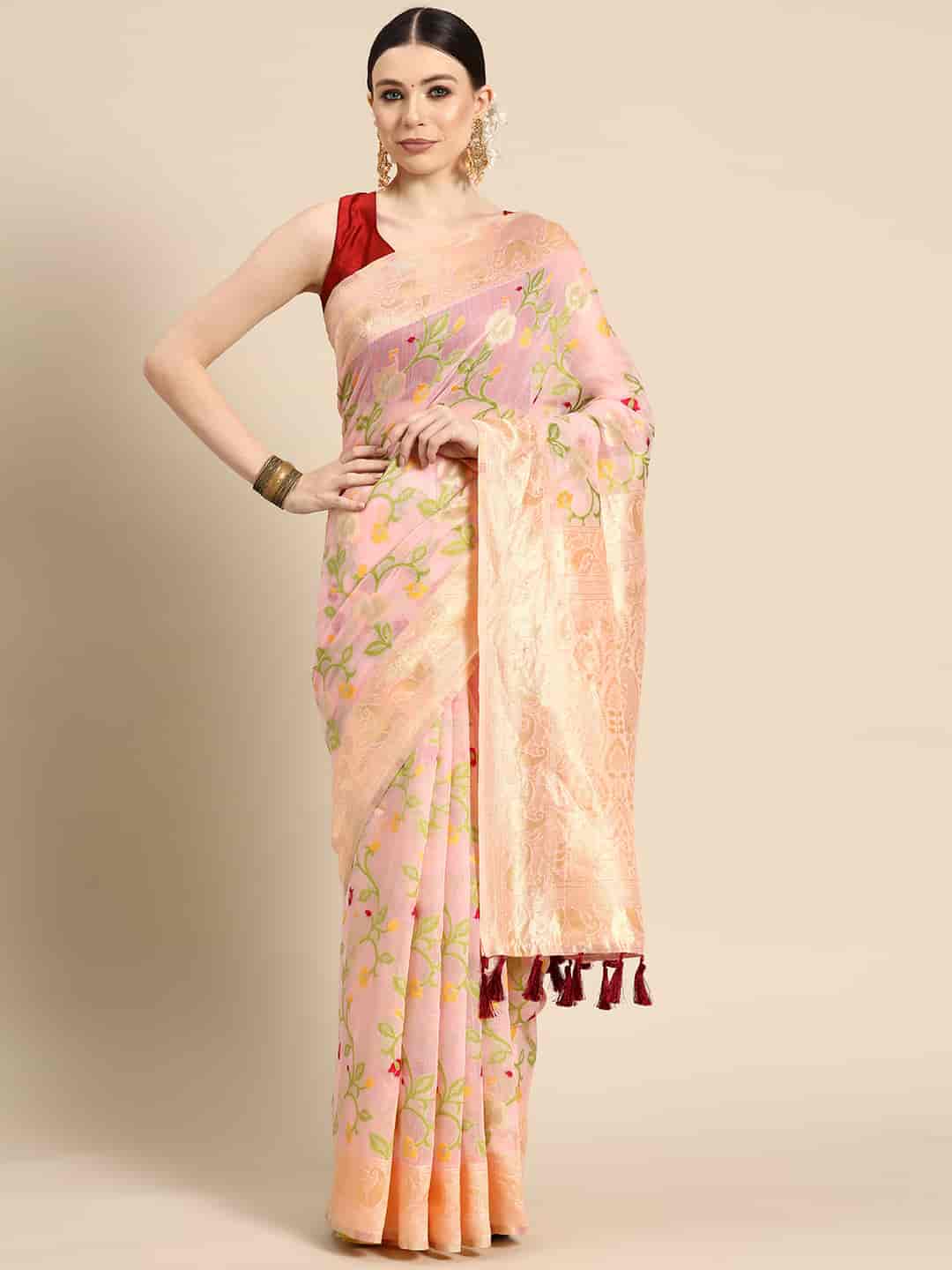 Women's Dhakai Jamdani Saree