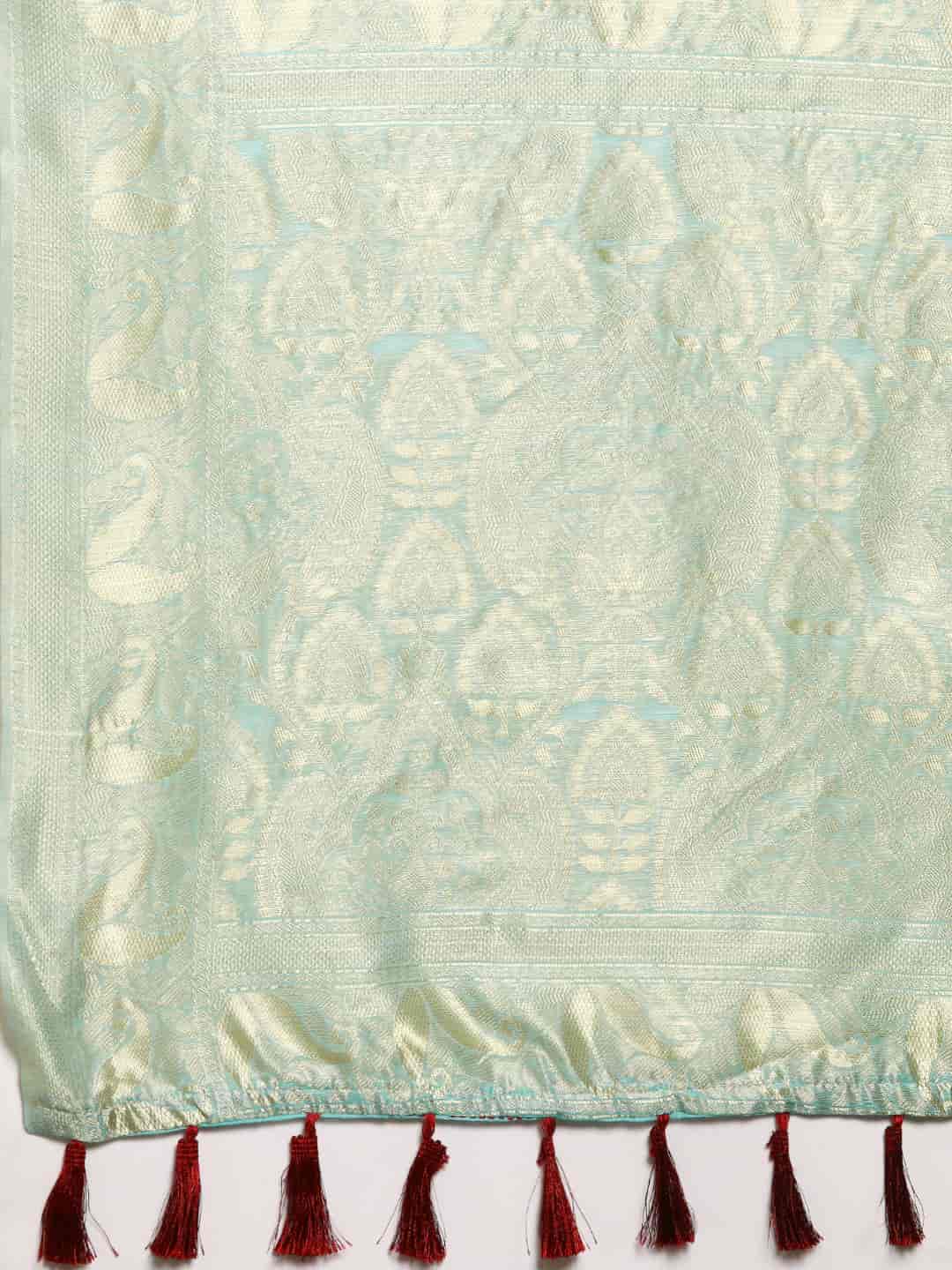 Women's Dhakai Jamdani Saree