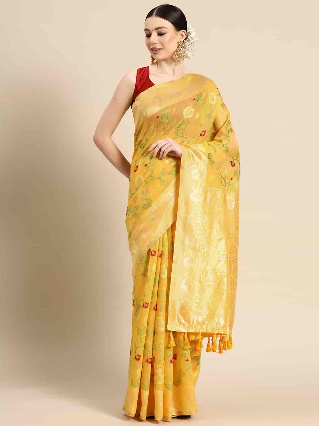 Women's Dhakai Jamdani Saree