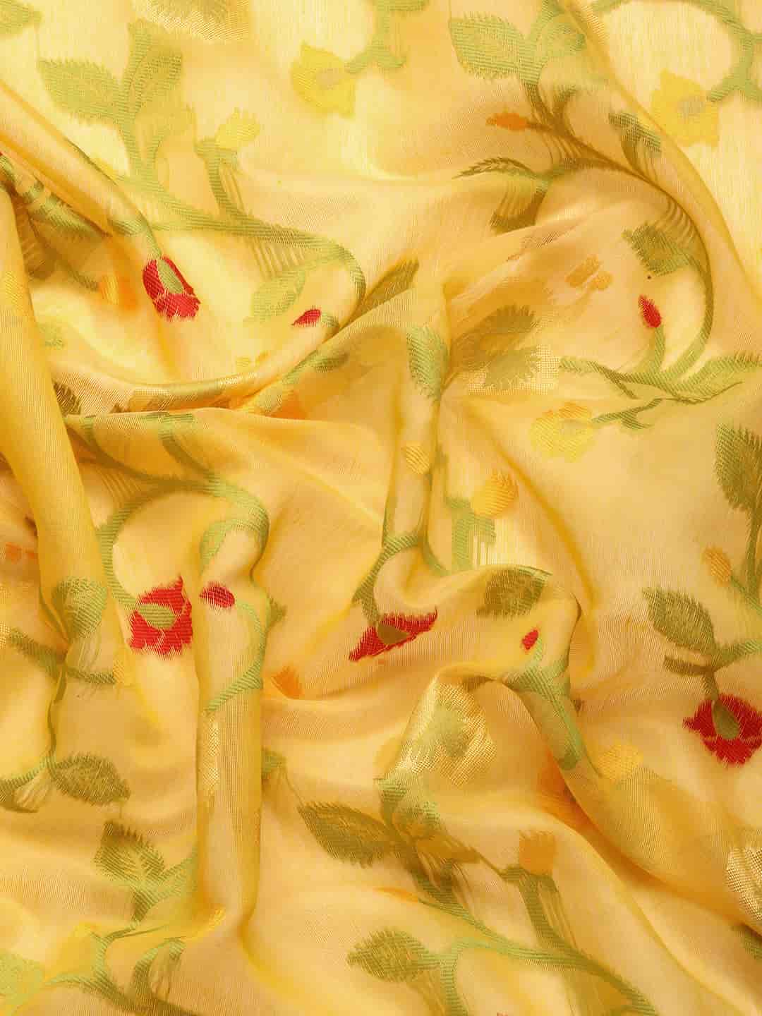 Women's Dhakai Jamdani Saree