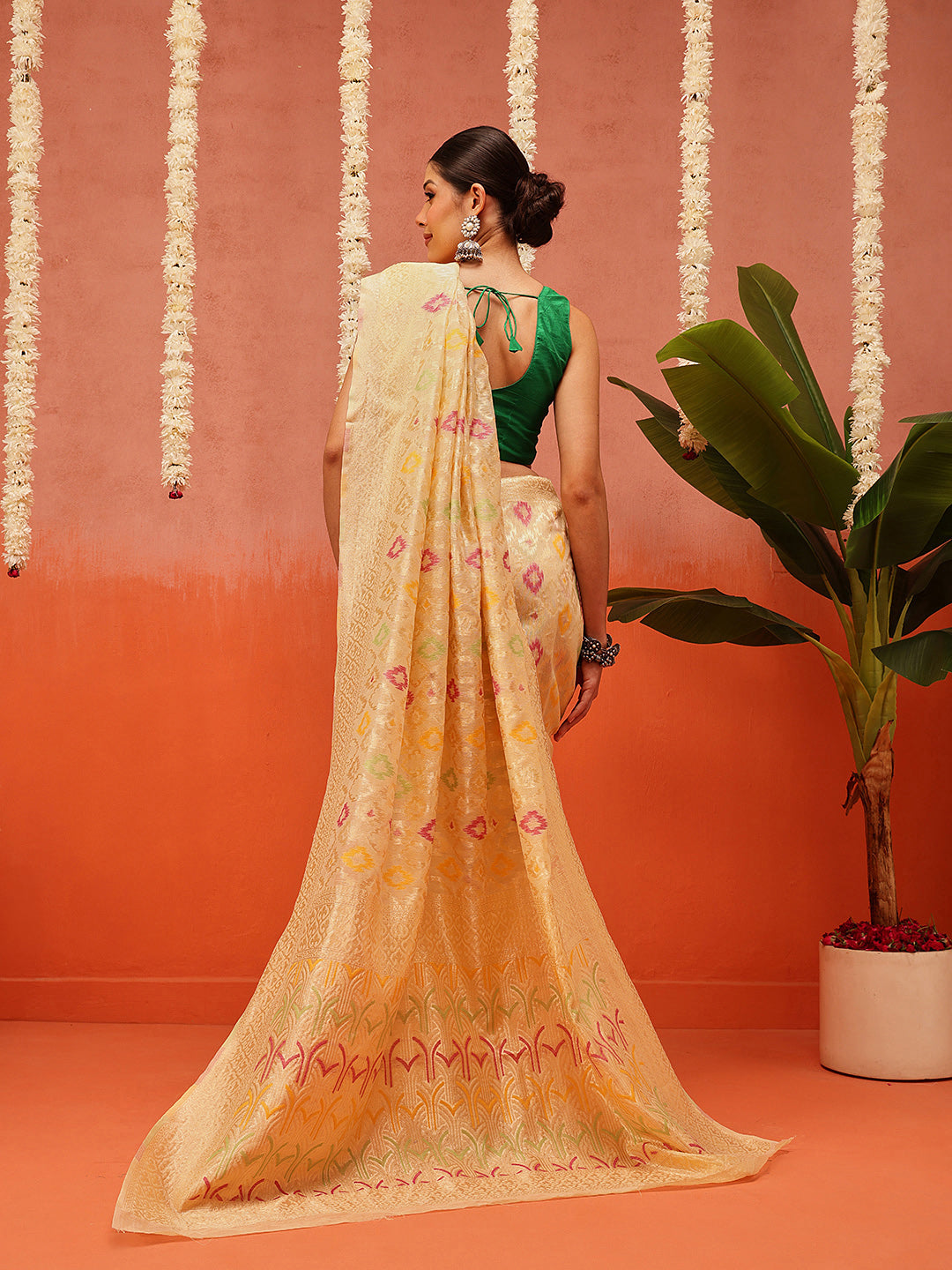 Cotton Jamdani Saree With Zari Border