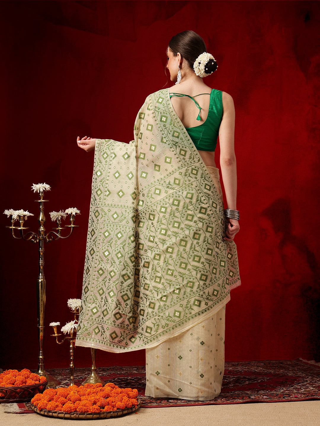 Cotton Jamdani Saree With Unstitched Blouse Piece