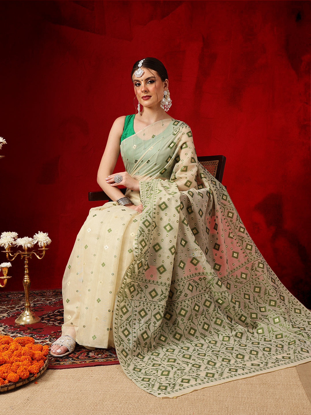 Cotton Jamdani Saree With Unstitched Blouse Piece