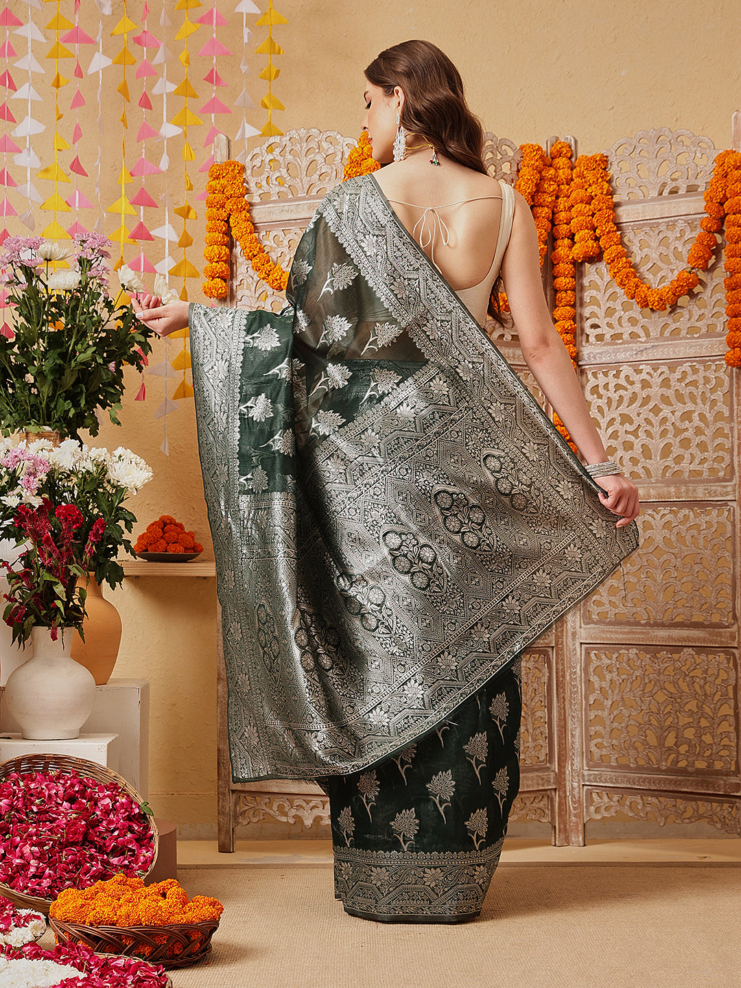 Green & Silver Threads Work Cotton Jamdani Saree