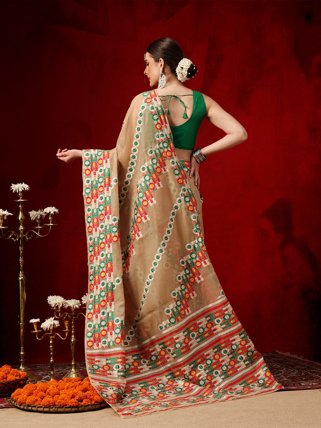 Cotton Jamdani Saree With Unstitched Blouse Piece