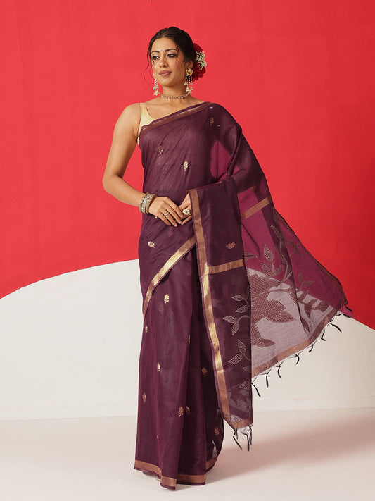 Cotton Dhakai Jamdani Saree With Small Zari Border & Tassels