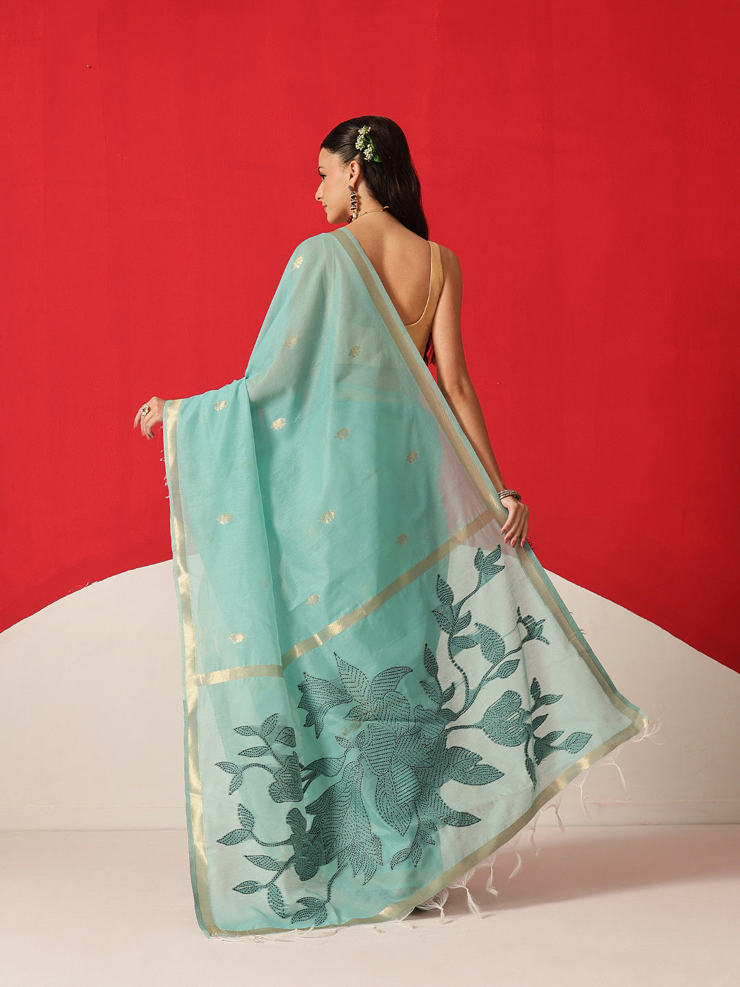 Light Color Jamdani Saree With Small Zari Border & Tassels