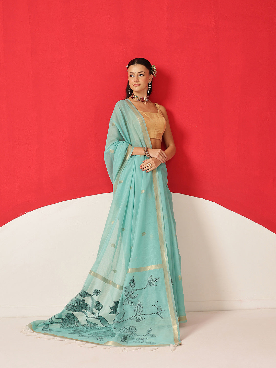Light Color Jamdani Saree With Small Zari Border & Tassels