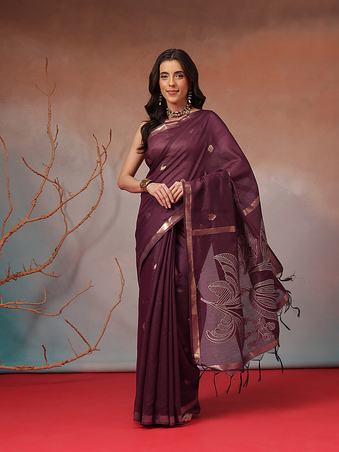 Cotton Blend Woven Design Handloom Premium Jamdani Saree With Tassels