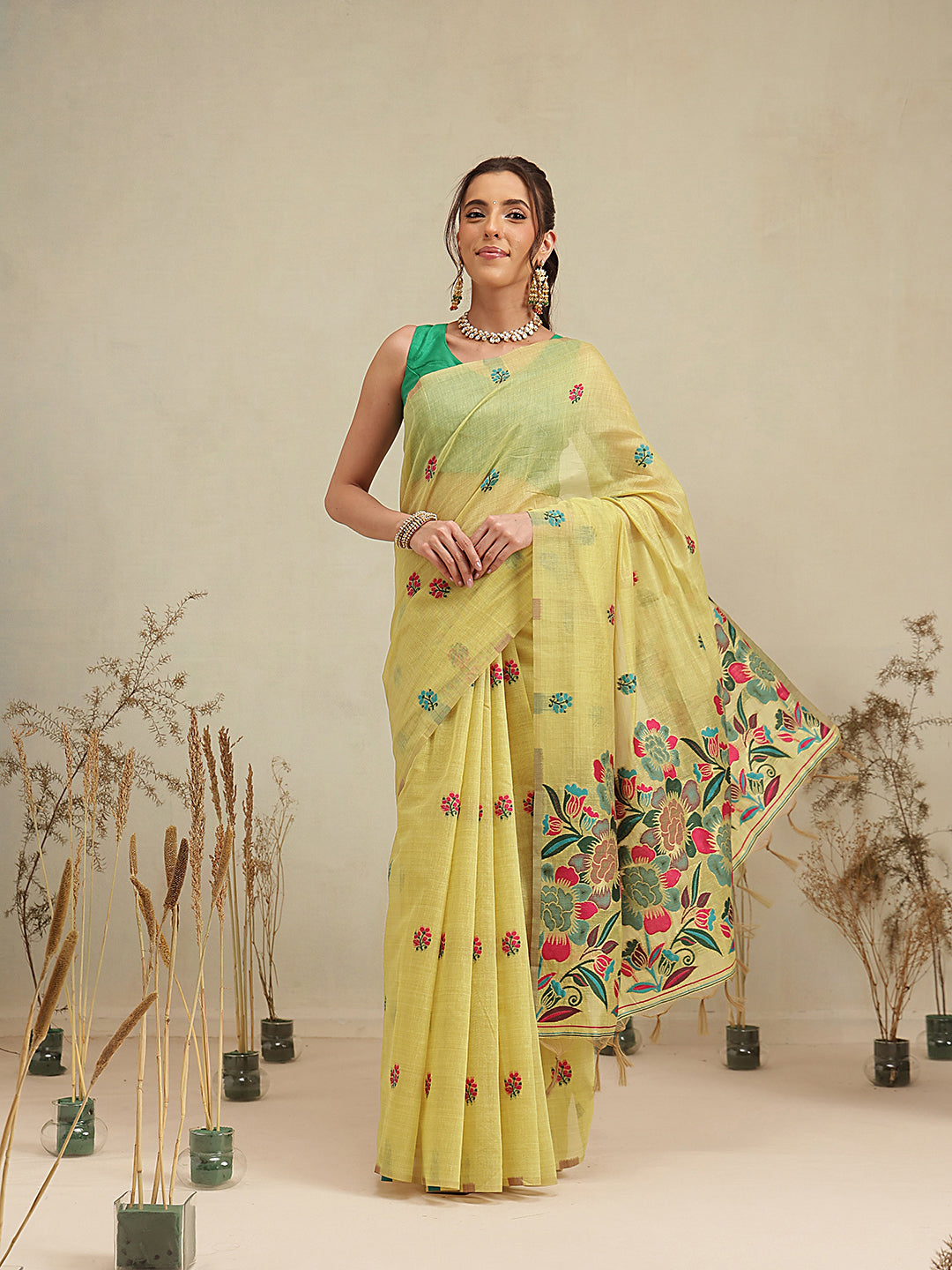 Cotton Blend Woven Design Handloom Premium Jamdani Saree With Tassels