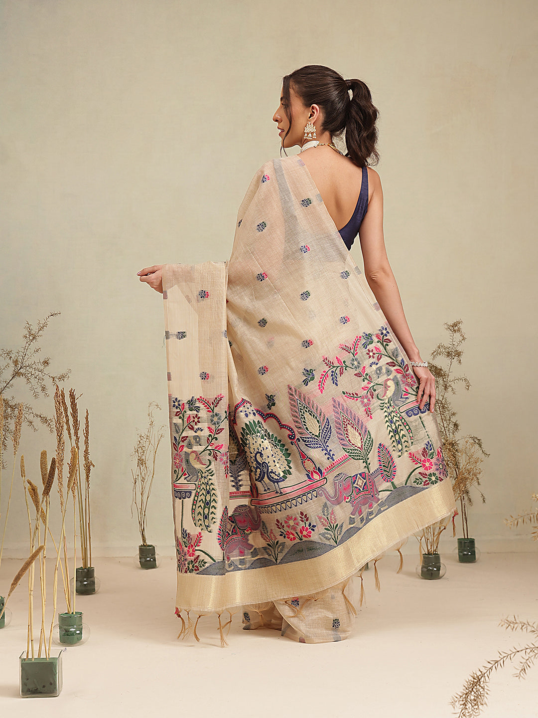 Cotton Blend Woven Design Handloom Premium Jamdani Saree With Tassels