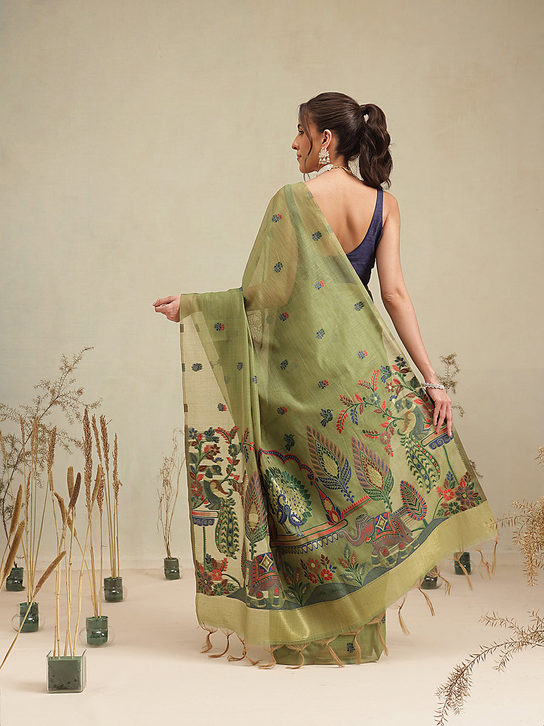 Cotton Blend Woven Design Handloom Premium Jamdani Saree With Tassels